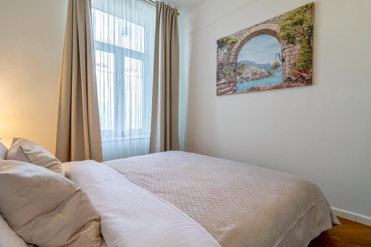 Trendy Apartment In Central Bratislava Exterior foto